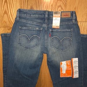 Levi’s Curvy Cut 528 3M Boot Cut Jeans NWT
